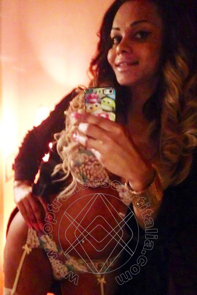 Foto selfie 102 di Veronika Havenna Superpornostar transescort Novi Ligure
