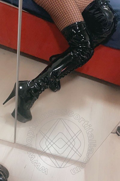 Foto selfie 439 di Pamy La Diva Stellare transescort Losanna