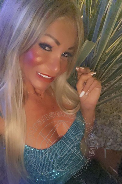 Foto selfie 73 di Pamy La Diva Stellare transescort Losanna