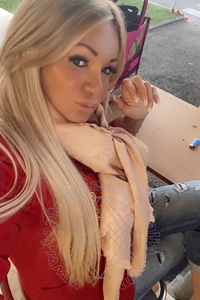 Foto selfie 49 di Pamy La Diva Stellare transescort Losanna