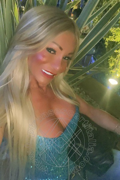 Foto selfie 47 di Pamy La Diva Stellare transescort Losanna