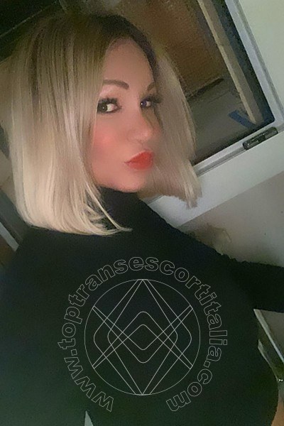 Foto selfie 42 di Pamy La Diva Stellare transescort Losanna