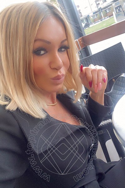 Foto selfie 37 di Pamy La Diva Stellare transescort Losanna