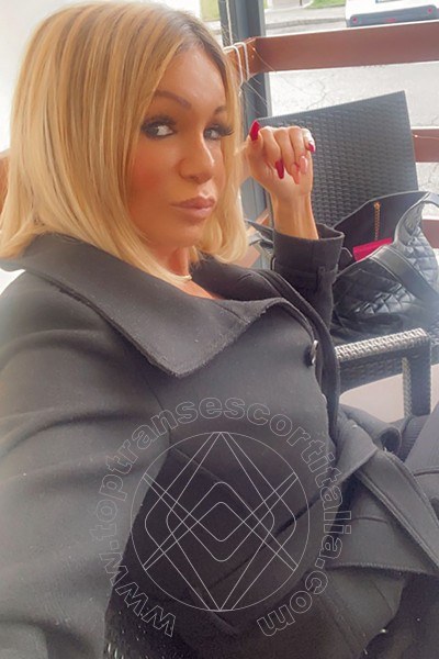 Foto selfie 34 di Pamy La Diva Stellare transescort Losanna