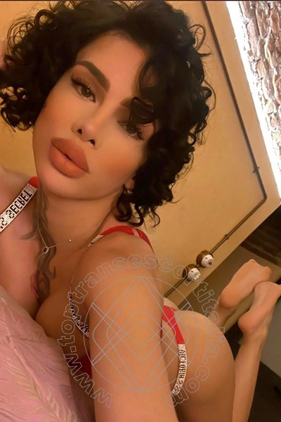 Foto selfie 42 di Rebecca Hot transescort Roma