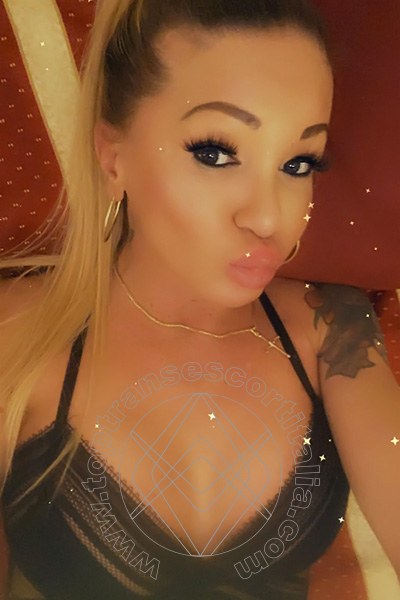 Foto selfie 498 di Pamy La Diva Stellare transescort Losanna