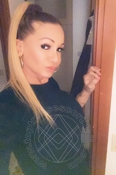 Foto selfie 521 di Pamy La Diva Stellare transescort Losanna