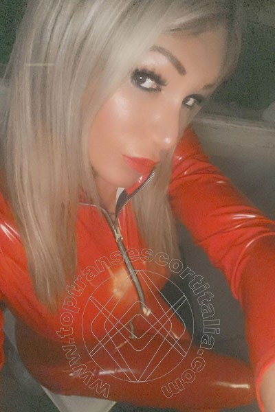 Foto selfie 724 di Pamy La Diva Stellare transescort Losanna