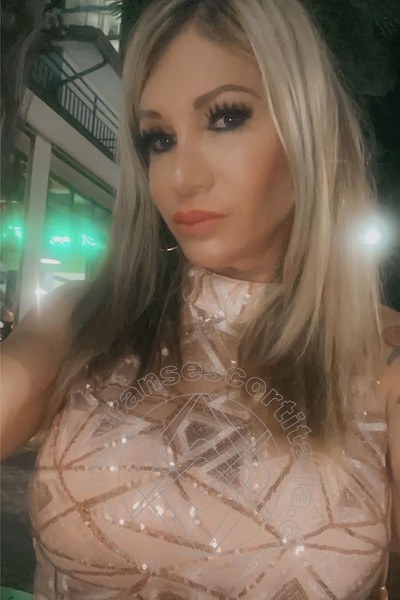Foto selfie 850 di Pamy La Diva Stellare transescort Losanna