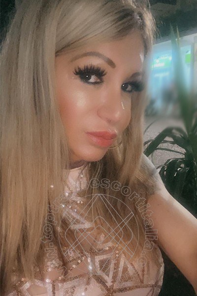 Foto selfie 837 di Pamy La Diva Stellare transescort Losanna