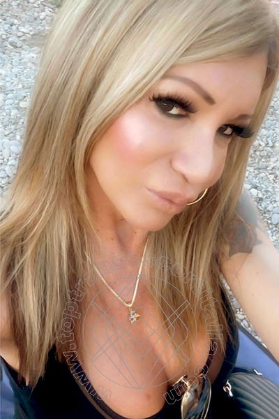 Foto selfie 829 di Pamy La Diva Stellare transescort Losanna