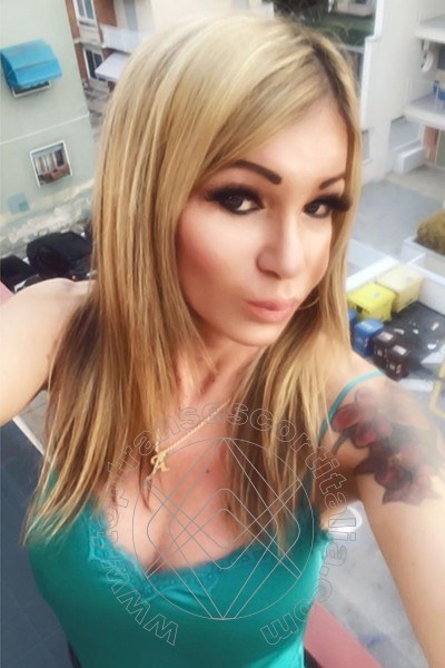 Foto selfie 809 di Pamy La Diva Stellare transescort Losanna