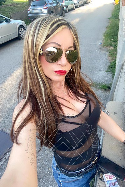 Foto selfie 917 di Pamy La Diva Stellare transescort Losanna