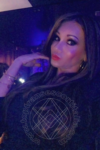 Foto selfie 960 di Pamy La Diva Stellare transescort Losanna