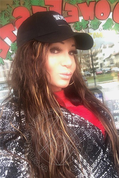 Foto selfie 932 di Pamy La Diva Stellare transescort Losanna