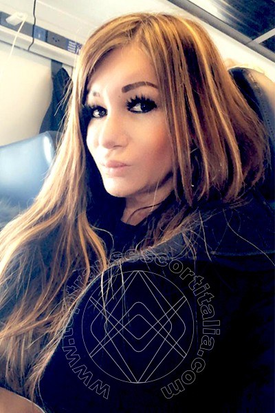 Foto selfie 969 di Pamy La Diva Stellare transescort Losanna