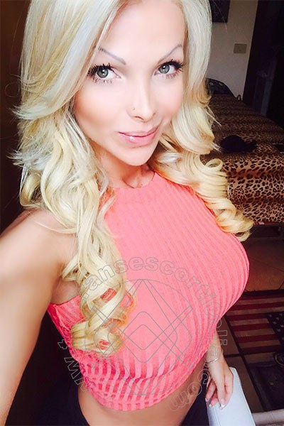 Foto selfie 68 di Carla Novaes Pornostar transescort Milano