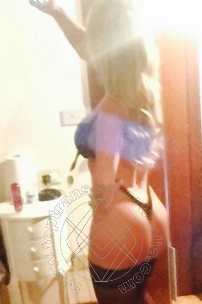 Foto selfie 84 di Carla Novaes Pornostar transescort Milano
