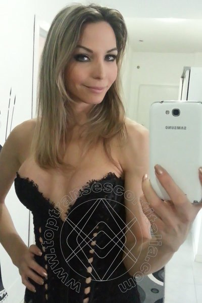 Foto selfie 143 di Laviny Albuquerque Pornostar transescort Legnano