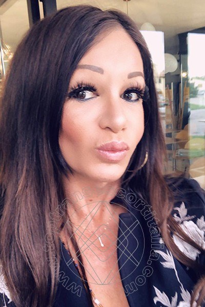 Foto selfie 1024 di Pamy La Diva Stellare transescort Losanna