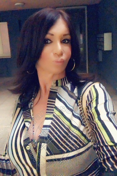 Foto selfie 1080 di Pamy La Diva Stellare transescort Losanna
