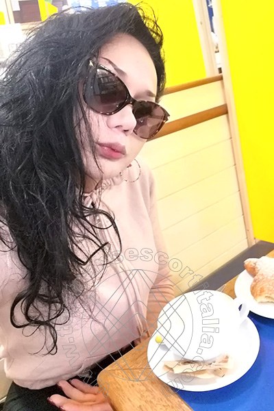 Foto selfie 49 di Adriana Paulett transescort Paese