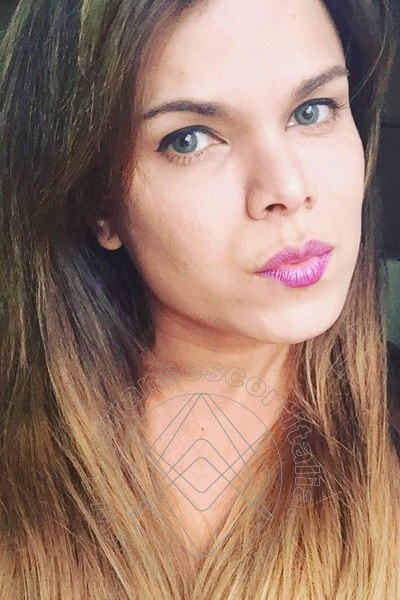 Foto selfie 104 di Hilda Brasil Pornostar transescort Beausoleil