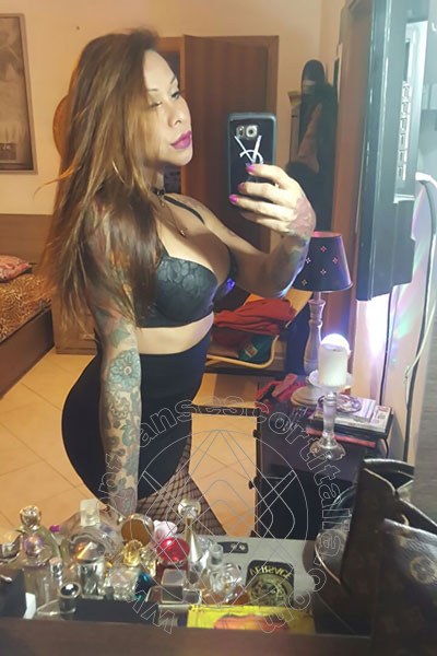 Foto selfie 211 di Alessandra Toledo Pornostar transescort Rimini