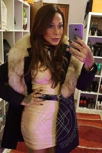 Foto selfie 185 di Alessandra Toledo Pornostar transescort Rimini