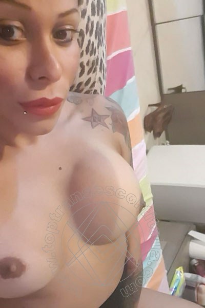 Foto selfie 165 di Alessandra Toledo Pornostar transescort Rimini