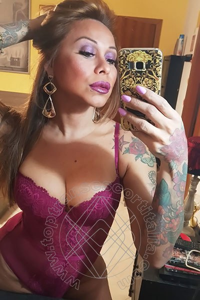 Foto selfie 153 di Alessandra Toledo Pornostar transescort Rimini