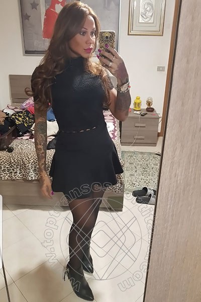 Foto selfie 150 di Alessandra Toledo Pornostar transescort Rimini
