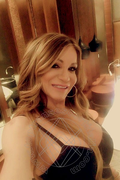 Foto selfie 664 di Pamy La Diva Stellare transescort Losanna