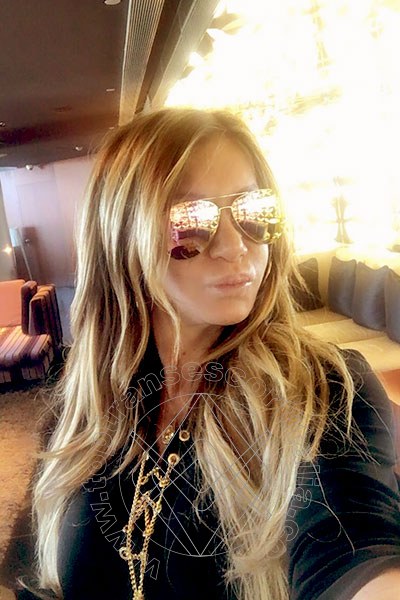 Foto selfie 606 di Pamy La Diva Stellare transescort Losanna
