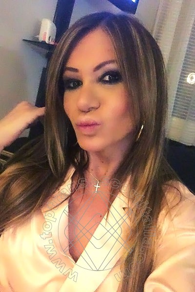 Foto selfie 600 di Pamy La Diva Stellare transescort Losanna