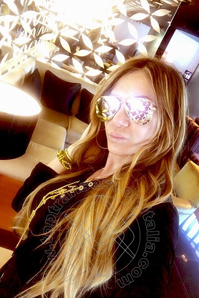 Foto selfie 584 di Pamy La Diva Stellare transescort Losanna