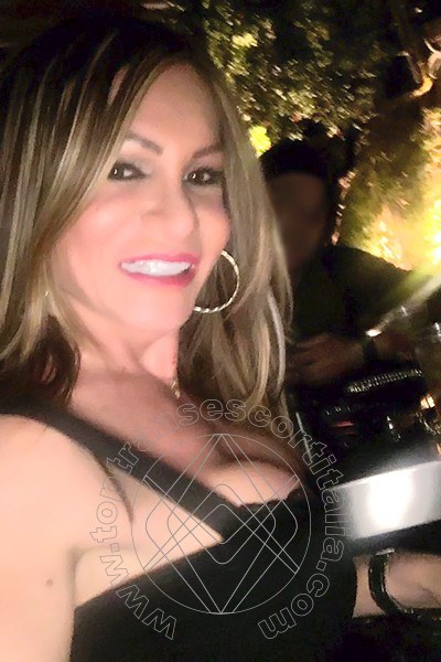 Foto selfie 1305 di Pamy La Diva Stellare transescort Losanna