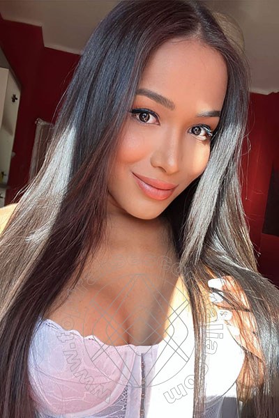 Foto selfie 2 di Angel Jade Pornostar transescort Lecce