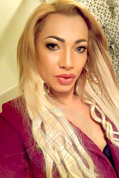 Foto selfie 48 di Molly transescort Porto Sant'elpidio