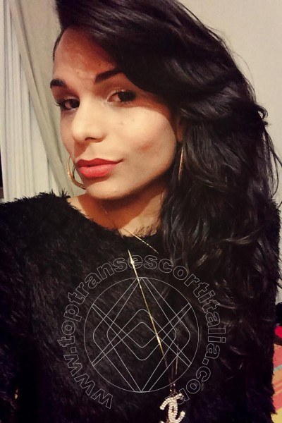 Foto selfie 4 di Melissa Pozzi Pornostar transescort Milano