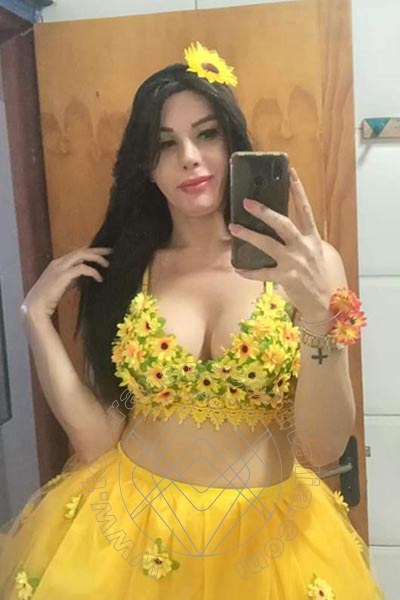 Foto selfie 16 di Helena Dias transescort Mantova
