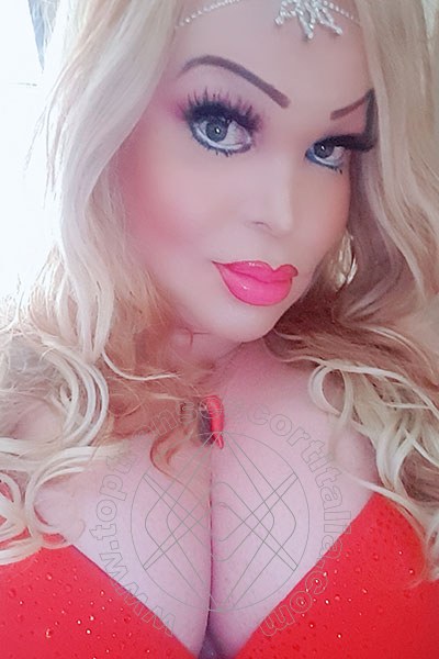 Foto selfie 38 di Roxanne transescort Crotone