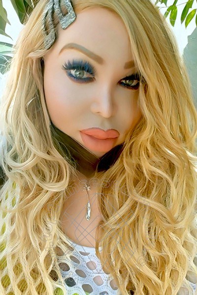 Foto selfie 36 di Roxanne transescort Crotone