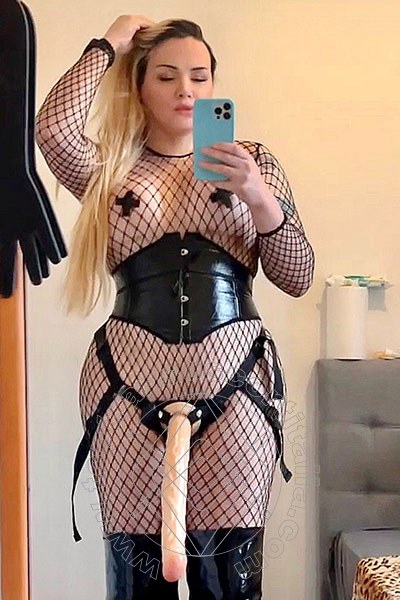 Foto selfie hot 3 di Marcelly transescort Bologna