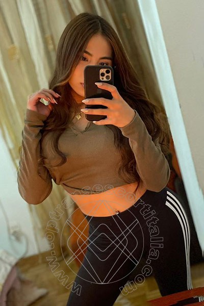 Foto selfie 39 di Sara Efrons transescort Roma