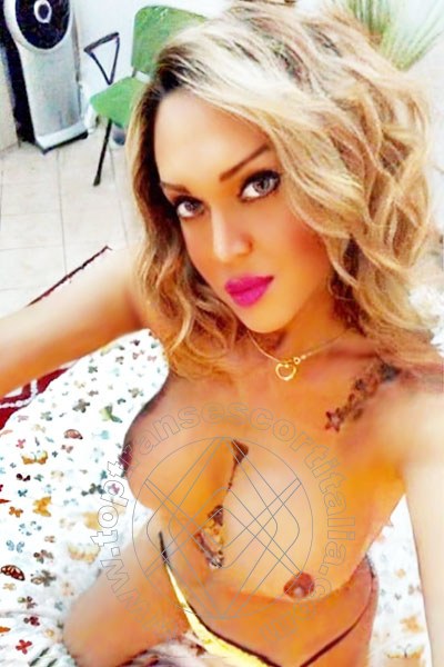 Foto selfie 14 di Giselle Hot transescort Catania