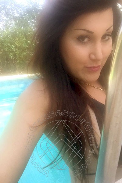 Foto selfie 27 di Monica B transescort Scalea