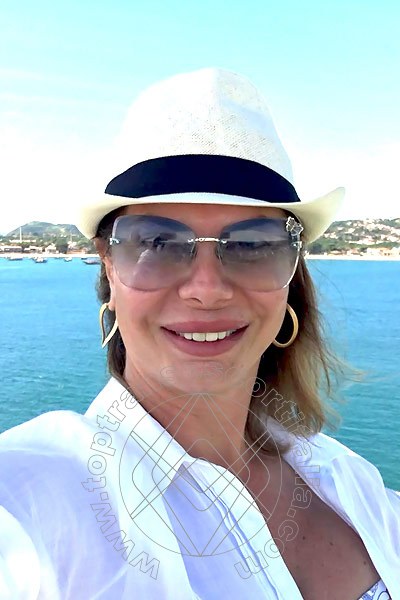 Foto selfie 37 di Madame Bianca transescort Marina Di Massa