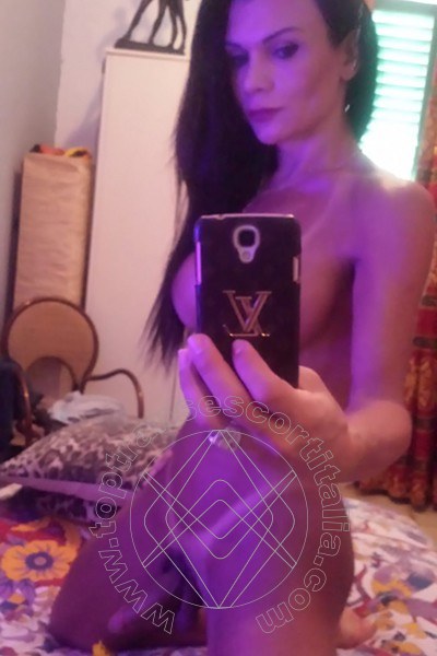 Foto selfie hot 2 di Pamela Trans Fitness transescort Alessandria