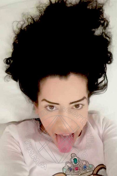 Foto selfie 22 di Lucy Praga transescort Vibo Valentia